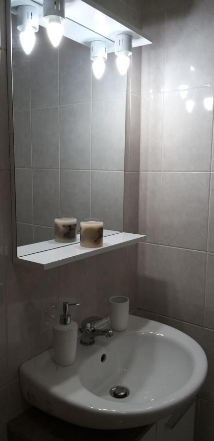 Sunny Apartment 21,ابزور المظهر الخارجي الصورة