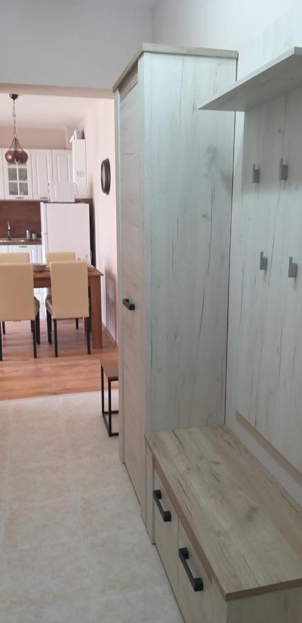 Sunny Apartment 21,ابزور المظهر الخارجي الصورة