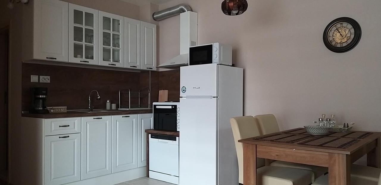 Sunny Apartment 21,ابزور المظهر الخارجي الصورة