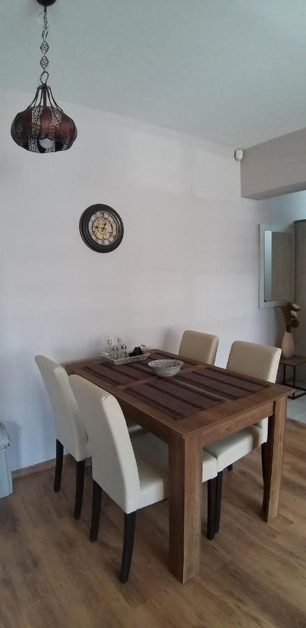 Sunny Apartment 21,ابزور المظهر الخارجي الصورة